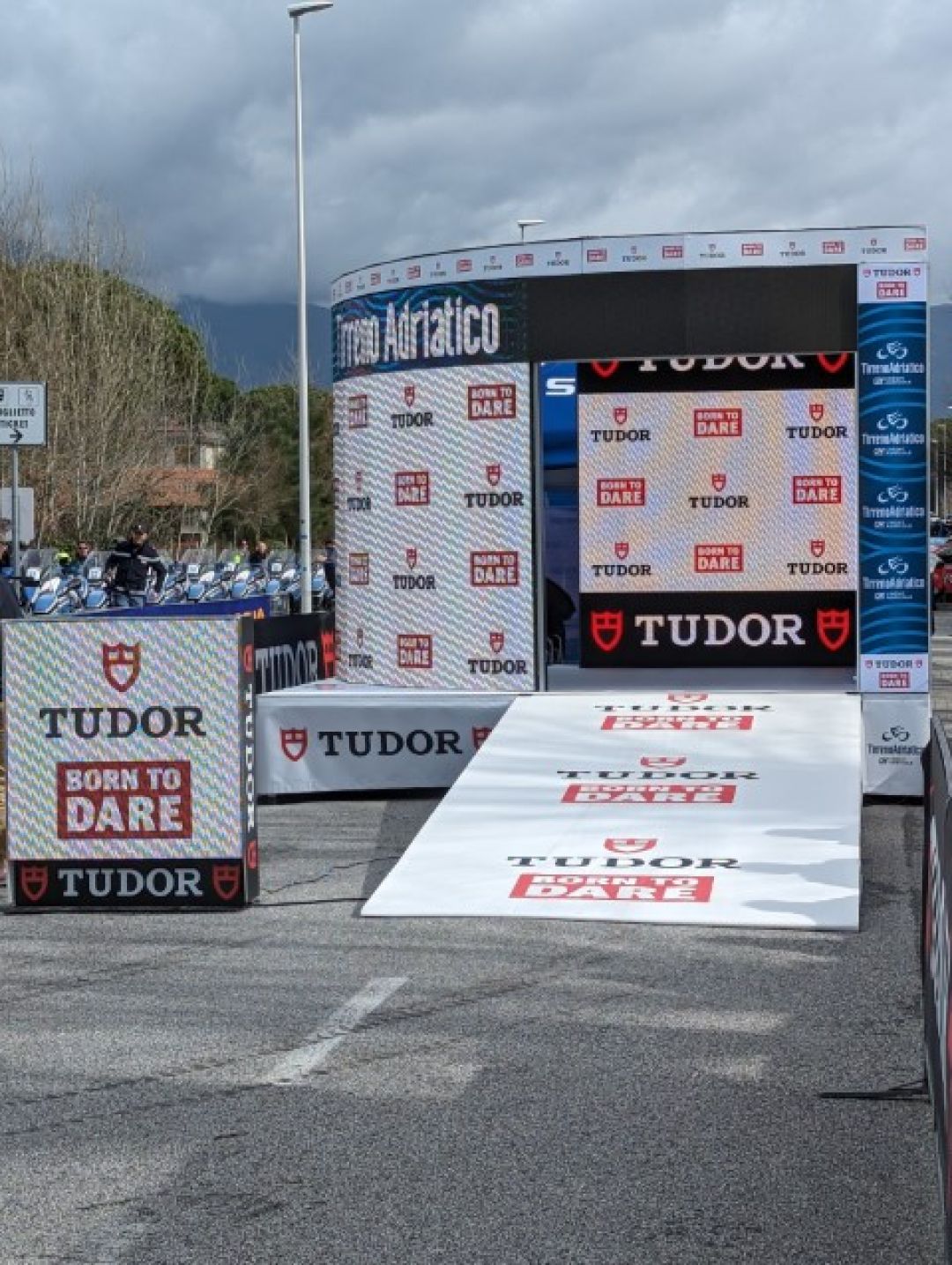 La Tirreno-Adriatico arriva domani a Follonica per la seconda tappa di 198 chilometri