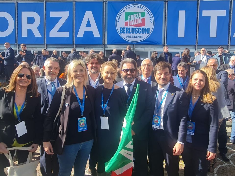 Congresso Forza Italia: Grande entusiasmo e soddisfazione tra i delegati e militanti grossetani