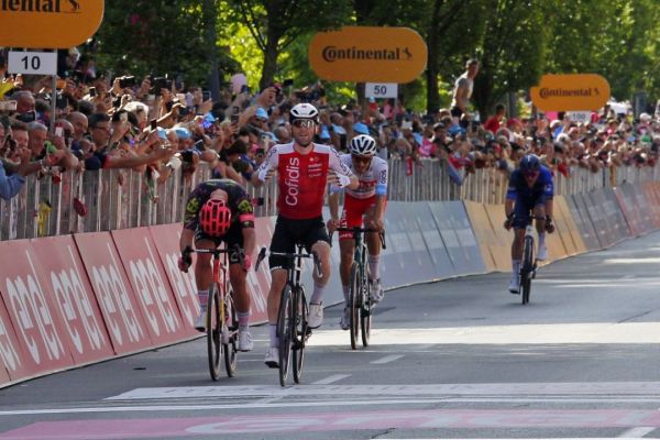 Benjamin Thomas vince la quinta tappa del Giro d'Italia 
