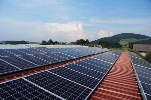 “Comunità Energetiche Rinnovabili Guida al Decreto CER - Novità, incentivi e prospettive