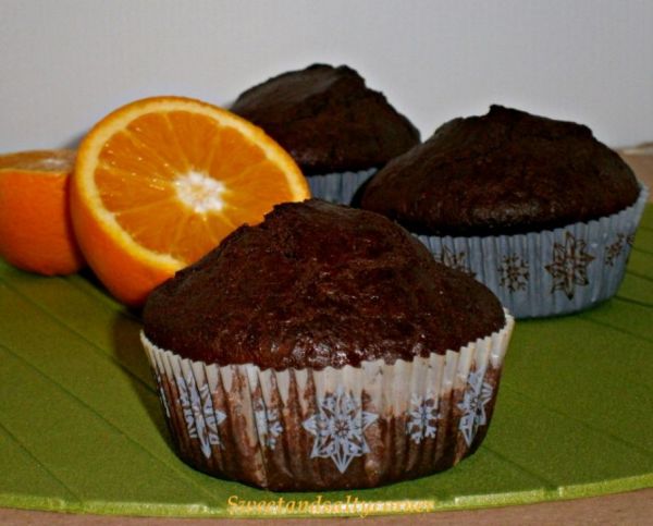 "In cucina con Giulia": muffin cioccolato e arancia